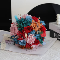 Groothandel Elegante Bruidsboeket met Handgeknoopte Rozen en Baby's Adem, Ge conserveerde Bloemen voor Bruidsevenementen, OEM Aanbod, Moederdag