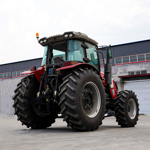 รถแทรกเตอร์ล้อขับเคลื่อน 4 ล้อ TT1204 พร้อมอุปกรณ์ต่อพ่วง 3 จุด ระบบ PTO 540/720 รอบต่อนาที - Product Image 1