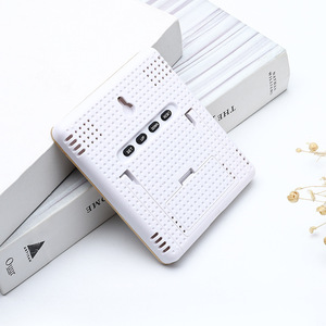 Madeira Sólida Desktop Despertador De Bambu Multifuncional <span class=keywords><strong>LCD</strong></span> Eletrônico Temperatura Umidade Exibição Mesa Relógios - Product Image 3
