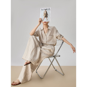 <span class=keywords><strong>Completo</strong></span> da <span class=keywords><strong>Donna</strong></span> Stile Old Money: <span class=keywords><strong>Camicia</strong></span> <span class=keywords><strong>e</strong></span> <span class=keywords><strong>Pantaloni</strong></span> a Gamba Larga, Outfit <span class=keywords><strong>Completo</strong></span> Splendido per un Look Elegante <span class=keywords><strong>e</strong></span> Raffinato – Collezione Estate 2026 - Product Image 3