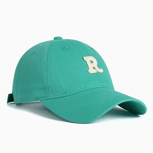 Gorra de béisbol coreana de nueva moda para mujer, versátil, con protección solar, visera curva, efecto adelgazante, letra R, parte superior suave - Product Image 1