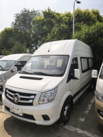 Techo alto 18 asientos Foton Toano Mini Van Bus 2.8L Diesel Euro 5 Manual Passenger Van Bus en Perú
