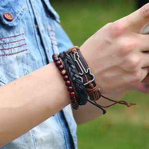 Nouveau design tendance, <span class=keywords><strong>bracelet</strong></span> réglable en <span class=keywords><strong>cuir</strong></span> de vachette perlé en <span class=keywords><strong>bois</strong></span> <span class=keywords><strong>et</strong></span> alliage pour <span class=keywords><strong>homme</strong></span>, idéal pour un anniversaire - Product Image 5