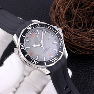 2025 Original Design <b>Men's</b> Mechanical <b>Diving</b> <b>Watch</b> Customized Logo with Sapphire Glass and 22mm Stainless Steel Rubber Strap - Product Image 4