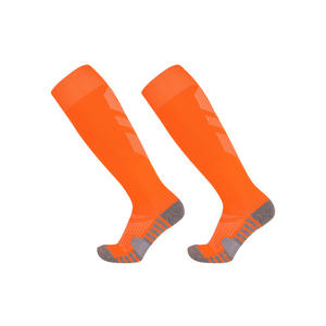 Calcetines Deportivos al Por Mayor con Amortiguación en la Planta del Pie y Tejido de Secado Rápido para Uso en Equipos y Venta al Público - Product Image 4