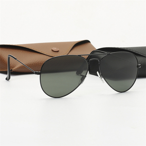 <span class=keywords><strong>Gafas</strong></span> <span class=keywords><strong>de</strong></span> <span class=keywords><strong>Sol</strong></span> <span class=keywords><strong>de</strong></span> Diseñador Clásicas, Estilo <span class=keywords><strong>Aviador</strong></span>, con Cristales <span class=keywords><strong>de</strong></span> Ray-Ban, para <span class=keywords><strong>Hombre</strong></span>, Inspiradas en Italia, Montura <span class=keywords><strong>de</strong></span> Acero Inoxidable, <span class=keywords><strong>Gafas</strong></span> <span class=keywords><strong>de</strong></span> <span class=keywords><strong>Sol</strong></span> para Conducir, para Mujer - Product Image 5