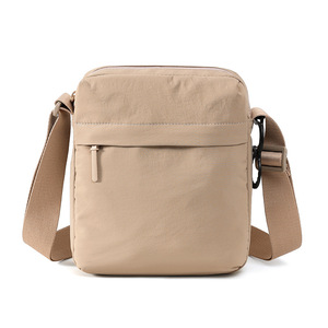 Bolso Bandolera de Lona Unisex Personalizable con Logotipo, Bolsos de Mensajero para Hombre con Forro de Algodón y Poliéster, Cierre Decorativo, Uso Diario - Product Image 2