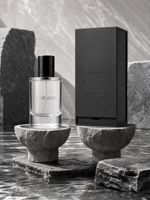 Parfum Pria Logo Kustom 100 ml Aroma Kayu Segar Teh Kulit Buah Bunga Semprotan Tahan Lama untuk Kantor Pesta