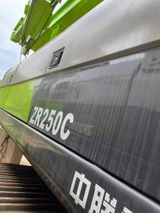 Machine à piler Zoomlion ZR250c ZR150 SR280 d'occasion pour la construction à haut rendement avec de nouveaux composants de moteur inclus - Product Image 4