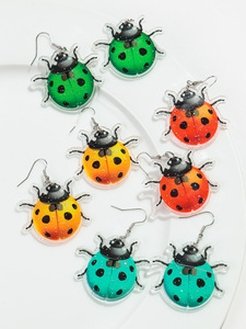 Barato divertido creativo dibujos animados insecto <span class=keywords><strong>Coccinella</strong></span> <span class=keywords><strong>Septempunctata</strong></span> brillo color siete estrellas mariquita acrílico impreso pendientes colgantes - Product Image 3