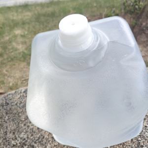 Bon marché Prix <span class=keywords><strong>10L</strong></span> 20L Seau Cubitainer en plastique Bon joint Aucune fuite Jerry Can pliable <span class=keywords><strong>avec</strong></span> trous <span class=keywords><strong>Robinet</strong></span> sans poignée dans la boîte - Product Image 3