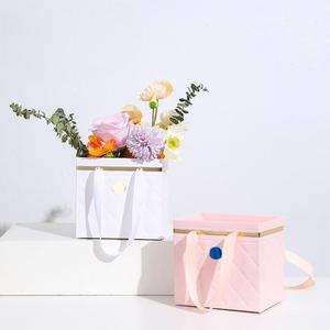 Borse personalizzate con fiori di carta portatili alla moda piccole borse regalo con Bouquet decorate a forma di rosa - Product Image 2