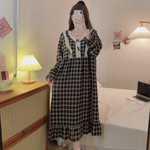 Material de crepé para <span class=keywords><strong>mujer</strong></span> Fall Fat MM ropa de dormir camisón suelto dulce estilo princesa ropa de casa de manga larga de encaje con cuello en V Maxi <span class=keywords><strong>pijama</strong></span> - Product Image 4