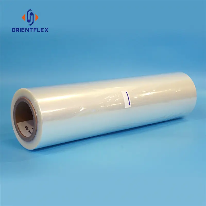 Fabricant chinois Rouleau de film thermorétractable perforé blanc clair personnalisé en PVC noir 20cm Fabricant d'emballage