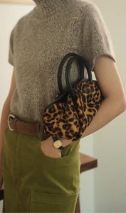 Borsa a Mano in Vera Pelle di Vacchetta con Motivo Leopardato di Alta Qualità 2026, Design Semplice ed Elegante per Donne, Borsa Hobo in Pelle Genuina - Product Image 3
