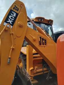 Chargeuse-pelleteuse JCB 3CX 4CX, fabrication américaine, excellent état, modèle 2023, charge nominale de 9 tonnes, moteur, pompe - Product Image 4