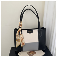 Sacs à main de haute qualité pour femmes, petits sacs carrés, nouveau style, sacs à bandoulière, sacs à bandoulière avec foulard en soie pour femme