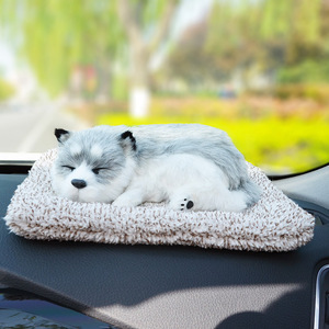 Coussin en peluche en forme de chien simulé, décoration de console centrale de voiture, jouet en fourrure artificielle douce pour la décoration intérieure du véhicule - Product Image 4