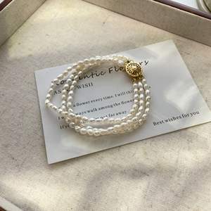 Bracelet en perles de riz blanc fait main 2025, trois couches, 3-4 mm, collier de perles d'eau douce pour femmes, propre, 18 cm de circonférence de la main - Product Image 4