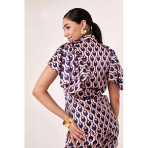 Ensemble coordonné géométrique imprimé pour femme, ensemble coordonné élégant, tenue deux pièces avec motif moderne, look tendance, coupe confortable - Product Image 5