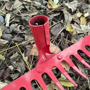 JUNQIAO Fabricant chinois de vente en gros de qualité 14 dents en acier manche en bois poignée de sac ergonomique garantie de 3 ans râteau <span class=keywords><strong>à</strong></span> <span class=keywords><strong>olives</strong></span> - Product Image 4