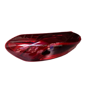 <span class=keywords><strong>Feux</strong></span> arrière 12V <span class=keywords><strong>LED</strong></span> d'origine améliorés pour BMW X6 X7 X3 X5 Models-G06 G08 G07 G05 Ensemble de <span class=keywords><strong>feux</strong></span> de freinage arrière utilisé - Product Image 6