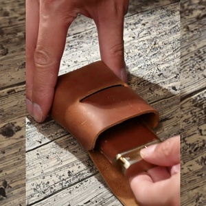 Short Retro Crazy Horse Genuine Leather <b>Wallet</b> Handmade Vintage Style Minimalist Credit & Business Card <b>Holder</b> - Product Image 2