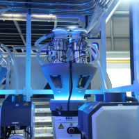 Ligne de production de film soufflé entièrement automatique à 5 couches, système de refroidissement IBC, haute précision pour l'extrusion de film d'emballage
