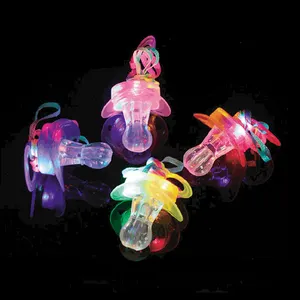 Großhandel Neuheit Geschenke Blinkende Schnuller Spielzeug LED Schnuller Halskette Glühen Schnuller Für Nacht Party