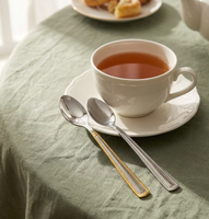 Lot de cuillères en acier inoxydable durable avec finition miroir doré/argenté, résistantes à la rouille, légères, pour mariage
