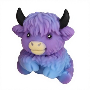 Nuevo Juguete Antiestrés de Compresión Lenta con Diseño de Ganado Highland Degradado, Unisex, para Jóvenes y Adultos de 15 a 35 Años, para la Oficina y Alivio de la Ansiedad - Product Image 2