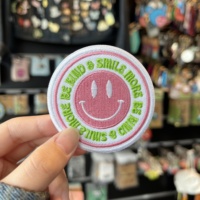 Offres Spéciales Logo Brodé En Gros Broderie Mignon Patchs Fer Sur Support Patch Pour Vêtements Chapeau