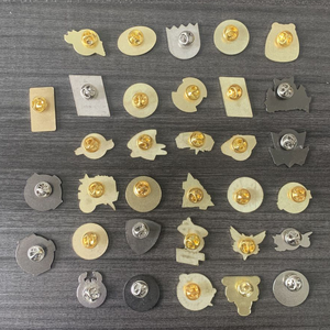 Spille Sportive in Metallo all'Ingrosso, Spille da Bavero con Angeli <span class=keywords><strong>della</strong></span> Squadra <span class=keywords><strong>di</strong></span> Basket USA, Spille Souvenir in Metallo Lucido Placcato Oro Stampate OEM per Vestiti - Product Image 6