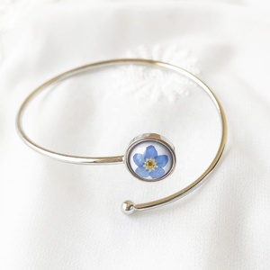 Pulsera Ajustable de Resina Epoxi con Flores Secas Reales de Nomeolvides, Diseño Personalizado al por Mayor - Product Image 2