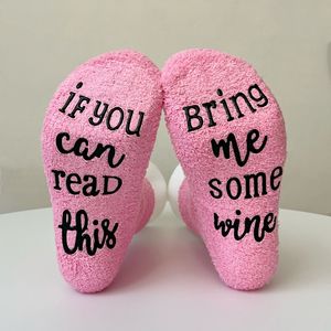 Se riesci a leggere questo vino calzini di cotone spesso calzini da regalo invernali con caratteristica antiscivolo Logo tessuto di natale san valentino - Product Image 1