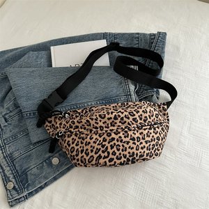 <span class=keywords><strong>Marsupio</strong></span> Unisex in Poliestere Impermeabile con Chiusura a Cerniera, Stile Giovanile alla Moda per Viaggi e Attività all'Aperto, Perfetto per il Telefono - Product Image 1
