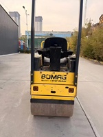 Rouleau compacteur d'asphalte d'occasion efficace de 1,5 tonne Bomag Bw80ad Mini rouleau compacteur routier d'occasion Bomag à double roue en acier
