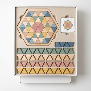 Rompecabezas Educativo Sensorial de Madera Montessori 3D Personalizado OEM, con Mosaico Simétrico de Triángulos, Hexágonos y Animales - Product Image 3