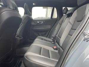 Voiture d'<span class=keywords><strong>occasion</strong></span> <span class=keywords><strong>Volvo</strong></span> <span class=keywords><strong>V60</strong></span> B5 48V 2022, break de luxe d'<span class=keywords><strong>occasion</strong></span>, conduite à gauche, automatique, robuste, high-tech, sportif, scandinave, 250 ch, 350 Nm - Product Image 6