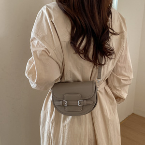 Borsa <span class=keywords><strong>a</strong></span> Tracolla Retrò con Fibbia |   Piccola borsa <span class=keywords><strong>a</strong></span> tracolla in pelle PU |   Mini borsa alla moda per <span class=keywords><strong>lavoro</strong></span> e appuntamenti - Product Image 2