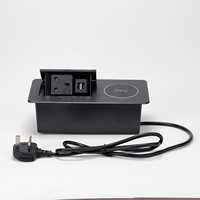 UK-Stecker Industrielle Tischmontierte Einbau-Steckdosenbox mit Pop-Up Kabelloser Ladestation USB-Anschlüsse IP22