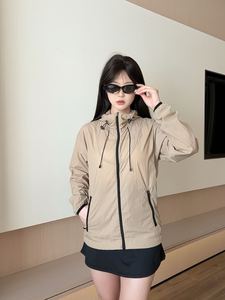 Veste de randonnée en plein air coupe-vent et imperméable pour femmes Vêtements de protection solaire à la mode pour haut de loisirs - Product Image 5