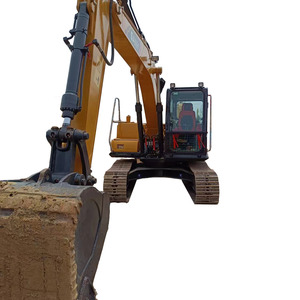 Excavatrice SANY SY155C d'occasion de 14 tonnes avec moteur Isuzu pour travaux d'aménagement paysager municipal et agricoles, dotée d'un moteur PLC - Product Image 4
