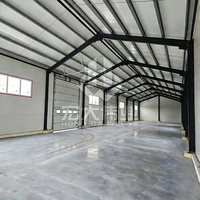 Entrepôt préfabriqué industriel à structure en acier sur mesure, design moderne, aménagement et dimensions personnalisés, fourniture OEM