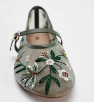 Chaussures de ballet en maille à bride unique pour femmes, nouvelle conception avec des chaussures rondes et douces pour femmes