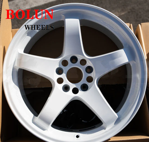 Jantes de course forgées blanches personnalisées en alliage pour <span class=keywords><strong>Nissan</strong></span> Skyline R33 R34 18X10.5 ET15 19x9.5 + 30 18x9 + 22 18x9.5 + 12 jantes de course - Product Image 1