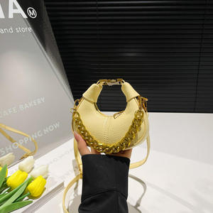 Nouveau sac à main mini pour femme en PU tendance de couleur bonbon avec chaîne, sac à main mignon pour fille - Product Image 4