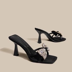 Sandalias de Verano de Alta Calidad con Plataforma y Tacón Grueso Impermeable, Tipo Mule con Flores para Mujer - Product Image 1