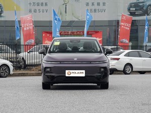 Leapmotor B01 2025 Édition Confort 430 Berline Compacte Purement Électrique Xi Lu Zi, Autonomie 430 km (CLTC), Véhicule Électrique pour l'Exportation - Product Image 2
