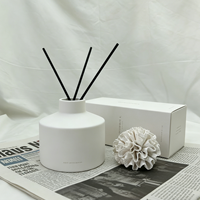 Diffuseur de parfum pour la maison en céramique blanche, nouveau design, 25 ml, 50 ml, 100 ml, avec boîte